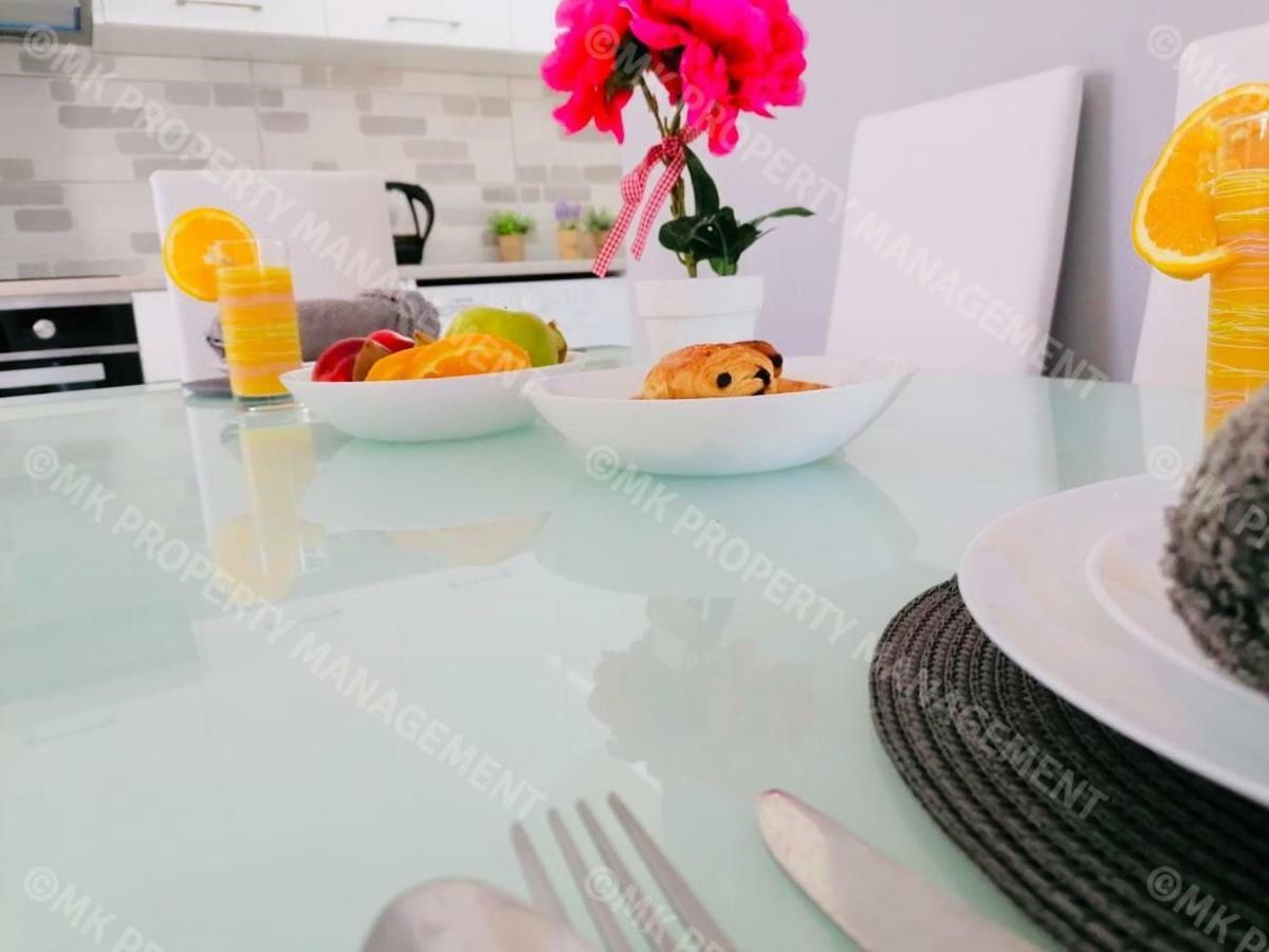 Lysia Sea-View Apartment Larnaca Extérieur photo